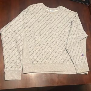 Champion Sweatshirt - Fits like a Medium